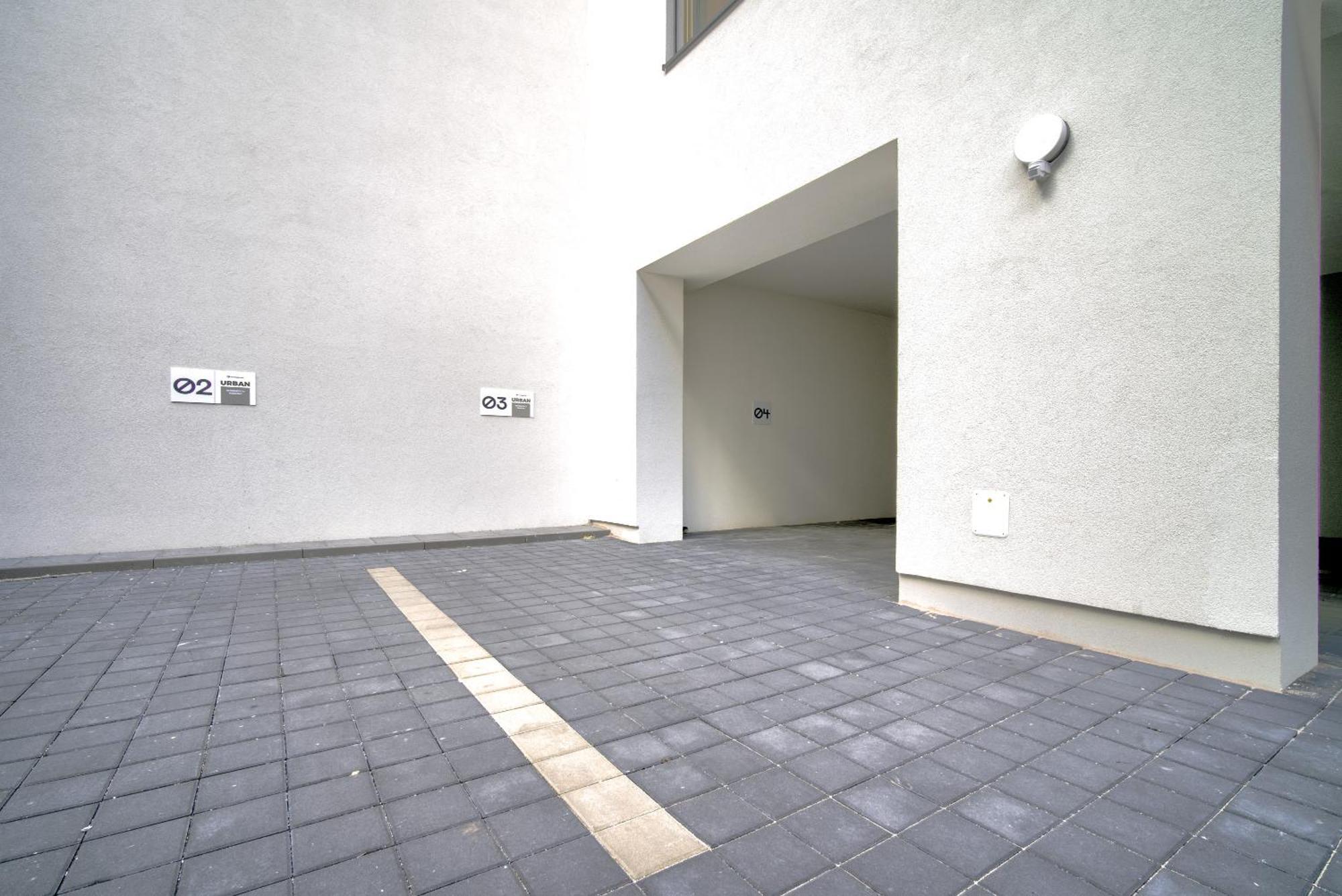City Relax Apartments With Free Parking, 10 Mins Walk To City Centre เบอร์โน ภายนอก รูปภาพ