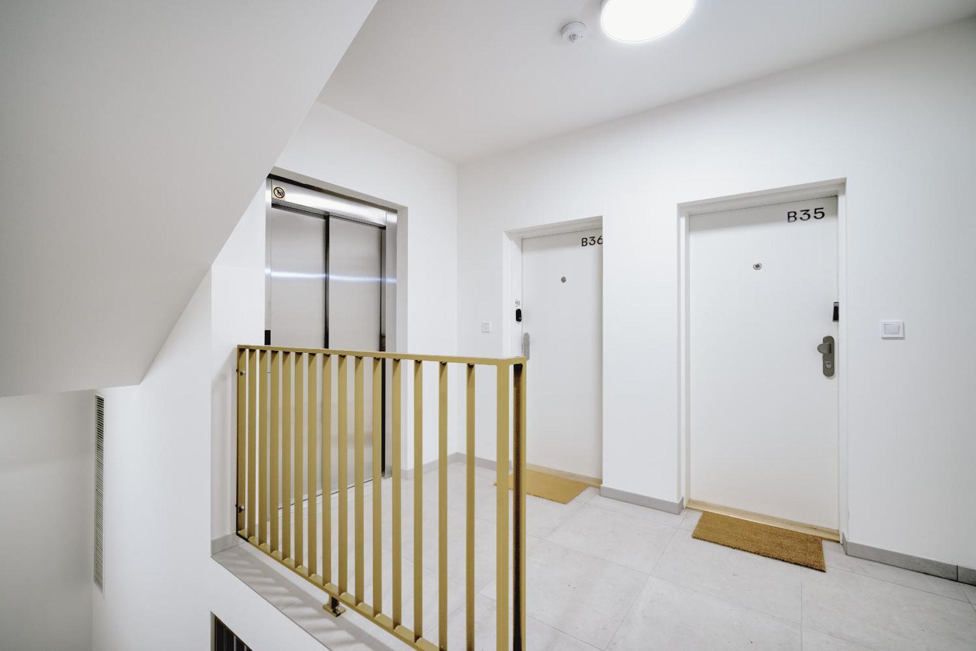 City Relax Apartments With Free Parking, 10 Mins Walk To City Centre เบอร์โน ภายนอก รูปภาพ