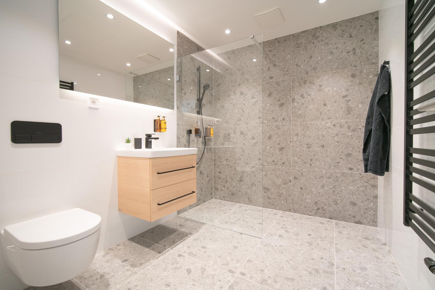 City Relax Apartments With Free Parking, 10 Mins Walk To City Centre เบอร์โน ภายนอก รูปภาพ