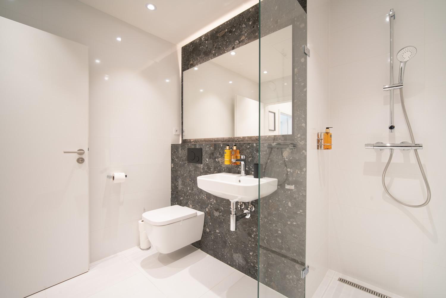 City Relax Apartments With Free Parking, 10 Mins Walk To City Centre เบอร์โน ภายนอก รูปภาพ